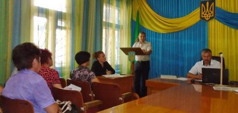 Звітування під час наради до річниці роботи Лебединського бюро правової допомоги