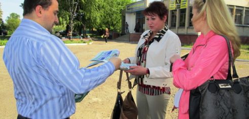 Вуличне інформування від фахівців Великописарівського бюро правової допомоги