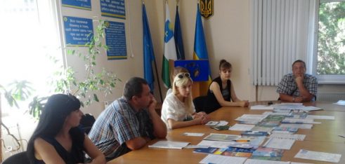 У Охтирському центрі зайнятості говорили про обмеження виїзду за межі України