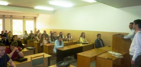 Студентам   юридичного факультету  УжНУ розповіли про можливості професійного розвитку у системі БПД