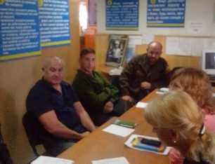 Учасників бойових дій в смт. Чутово інформували про право на адвоката