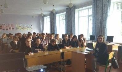 Працівники Зіньківського бюро правової допомоги здійснюють правопросвітницьку роботу в селищі Опішня