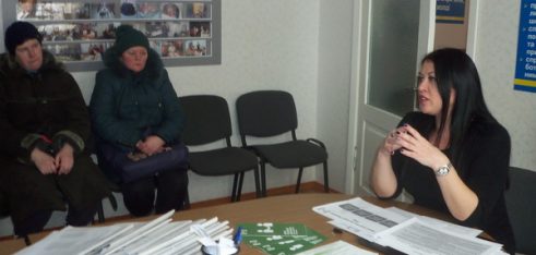 В Шосткинському міськрайонному центрі інформували безробітних із змінами в Законі України « Про безоплатну правову допомогу»