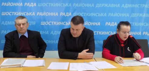 Інтегратор Шосткинського місцевого центру прийняла участь в засіданні комісії з попередження насильства в сім’ї