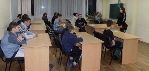 В м.  Шостка провели  соціально-психологічний тренінг  « Основні аспекти подолання психологічної травми в дітей, які опинилися в складних життєвих обставинах