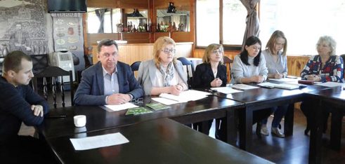 Школа інтеграції для внутрішніх переселенців працює в Ужгороді