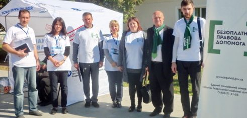 Робота «мобільних точок доступу» в межах проекту «Я МАЮ ПРАВО!» на Ямпільщині