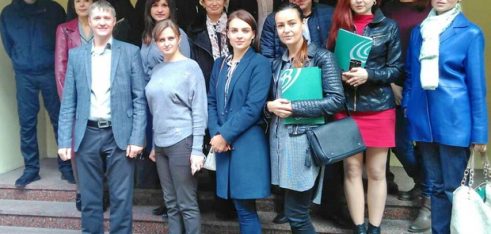 У Дніпрі говорили про порушення прав людини в діяльності правоохоронних органів