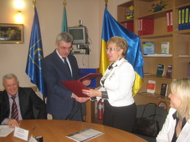 Регіональний центр підписав Меморандум із  Сумським обласним центром зайнятості