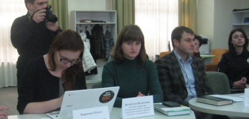 Заступник директора Регіонального центру взяла участь у круглому столі