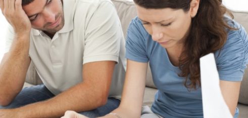 Чи повинен відповідати один з подружжя за борги іншого? – консультують у Синельниківському бюро правової допомоги