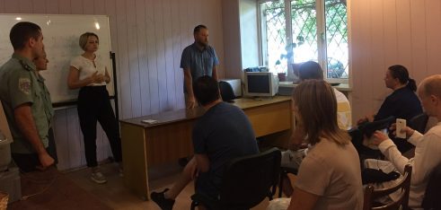 Порядок проходження процедури реєстрації та голосування виборців