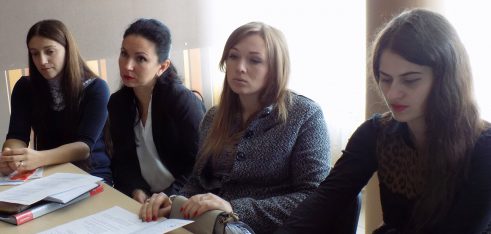 Як допомогти внутрішньо переміщеним особам в реалізації їхніх прав, навчали фахівців системи БПД на Закарпатті