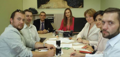 Співробітниками київських місцевих центрів проведено зустріч з представником ГО “ВПД” Юридична Сотня” щодо співпраці в наданні безоплатної правової допомоги учасникам АТО та членам їх сімей