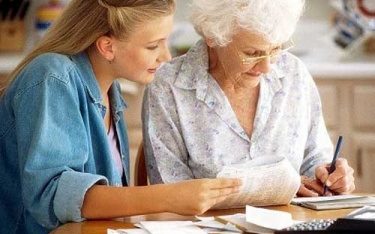 Що необхідно знати укладаючи договір довічного утримання – консультують у Синельниківському бюро правової допомоги