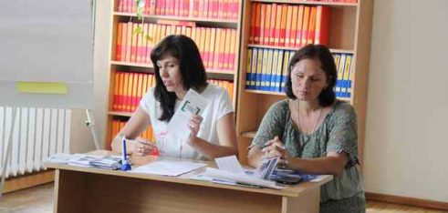 Плануєте виїхати на роботу за кордон? Подбайте про свої права та безпеку!