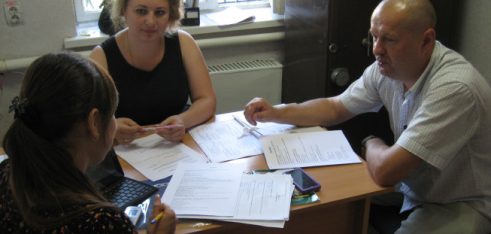 Робоча нарада у Менському місцевому центрі з надання БВПД