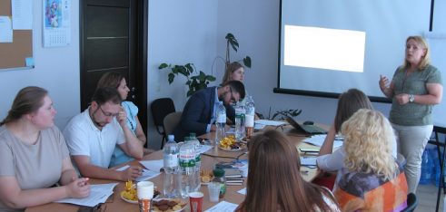 В Одесі партнери УВКБ ООН обговорили стратегію захисту та пошуку рішень для біженців, шукачів притулку та внутрішньо переміщених осіб