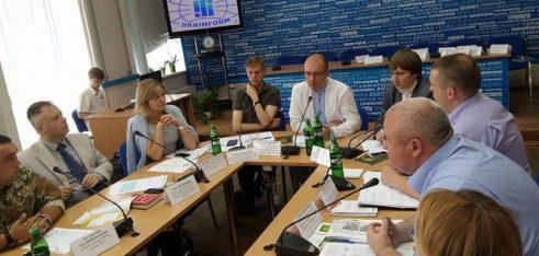 Адвокати, юристи, представники громадських і волонтерських рухів та правозахисники готові об’єднатись з метою забезпечення правових потреб учасників АТО та членів їх родин