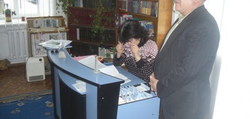 Участь в інформаційно-консультативній годині ”Бібліотека – центр інформаційної підтримки навчально-виховного процесу” для завідуючих бібліотек Кременецького району