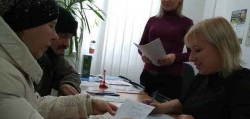 Про порядок отримання ваучерів на навчання розповідає спеціаліст Вільногірського бюро правової допомоги