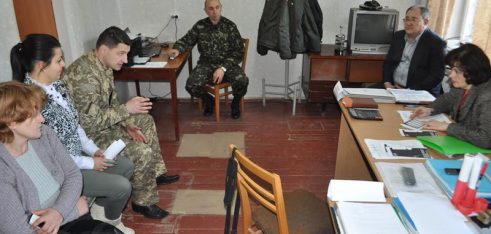 Робоча зустріч працівників Кременецького місцевого центру із особовим складом Лановецького військового комісаріату