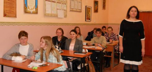 Урок юридичних знань з учнями 10-11 класів Почаївської ЗОШ І-ІІІ ступенів на тему «Декларація прав дитини. Конвенція ООН про права дитини»