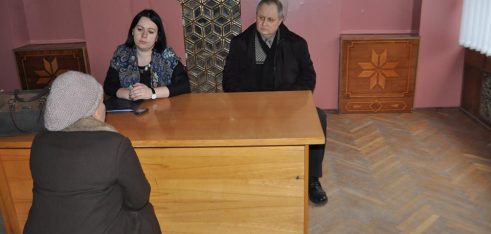 Жителі Збаражчини отримали консультації щодо соціального забезпечення громадян, сімейного, спадкового та земельного права