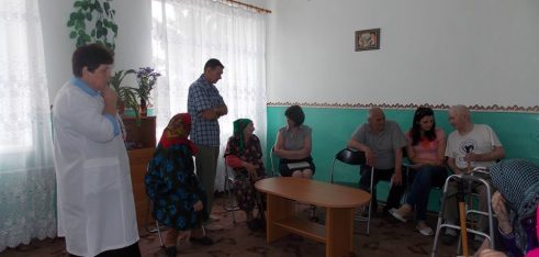 У геріатричному відділенні проконсультували з питань спадкового права: складання та посвідчення заповіту