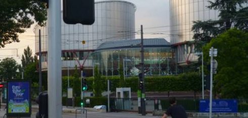 Відмова засудженому у переведенні до колонії, що розташована ближче до рідного дому, в світлі порушення статті 8 Конвенції