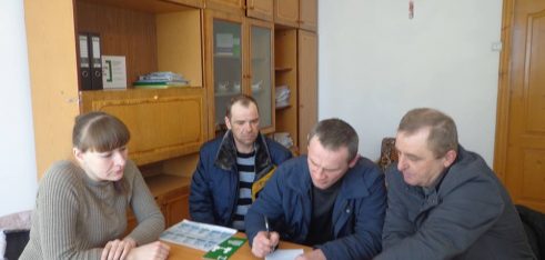 Монастириське бюро правової допомоги спільно із громадською організацією консультують учасників АТО