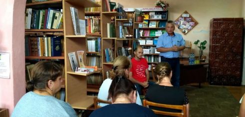 На Буковині юристи виїжджають у села і безоплатно розповідають, як зарадити конфліктам