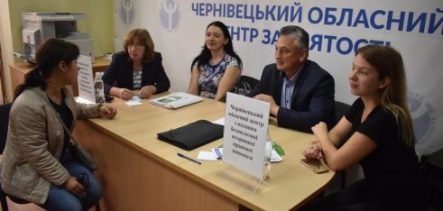 Вас не хочуть працевлаштувати через поважний вік? За це передбачена відповідальність