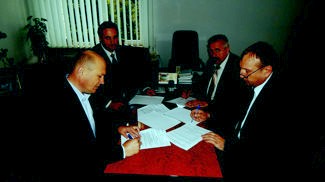 Керівники районної влади Путильщини підписали меморандум про співпрацю з Вижницьким місцевим центром з надання безоплатної вторинної правової допомоги