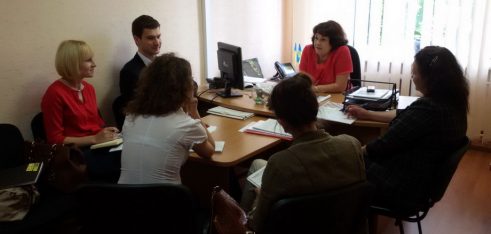 У Регіональному центрі з надання БВПД у Хмельницькій області проводилось навчання начальників відділів попередньої роботи з клієнтами