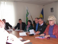 На Вижниччині обговорили питання приведення установчих документів громадських організацій району у відповідність до нових вимог Податкового кодексу України