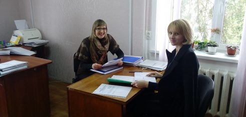 Консультації громадян та зустрічі з посадовцями провели працівники Старокостянтинівського місцевого центру з надання БВПД