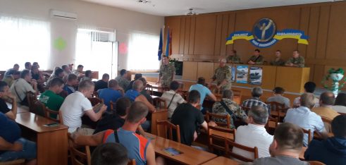 Захищати Батьківщину – це почесно!