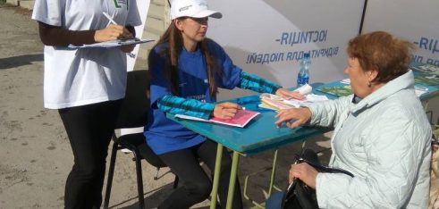 Мобільний інформаційний пункт завітав у селища Скала-Подільська та Мельниця-Подільська Борщівського району