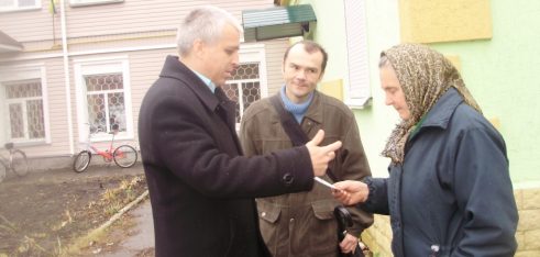 Чернігівським місцевим центром спільно з громадською організацією «МАРТ» проведено «вуличне» інформування населення смт. Козелець