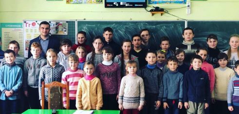 Представники місцевого центру розповіли учням ліцею та школи про безоплатну правову допомогу