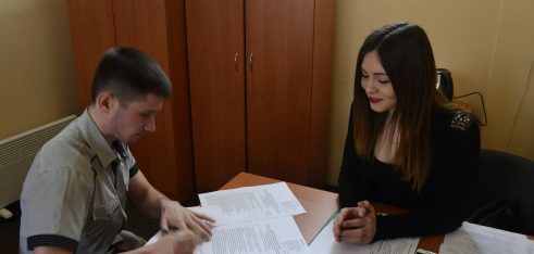 Навчання працівників місцевих центрів з надання БВПД у Донецькій області щодо реєстрації громадських формувань