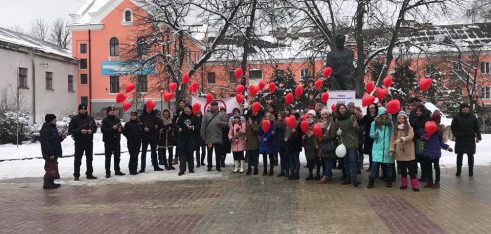 Працівники Регіонального центру взяли участь в інформаційно-просвітницькій акції «STOP насильству!»