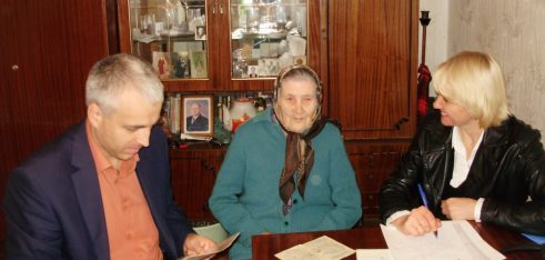 Чернігівським МЦ проведено виїзний прийом інваліда другої групи