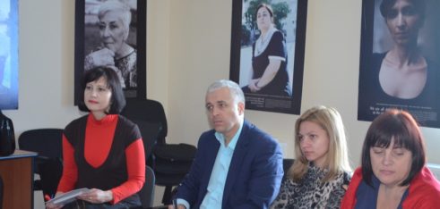 Представники Чернігівського МЦ взяли участь у тренінгу з основ комунікації для юристів, представників неурядових організацій, громадських активістів, які опікуються правами внутрішньо переміщених осіб