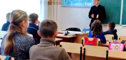 Працівники Глухівського бюро працювали зі школярами