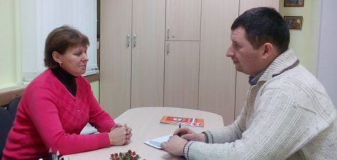 У Сумському госпіталі воїнів АТО та Великої Вітчизняної війни безкоштовно консультують юристи Сумського місцевого центру