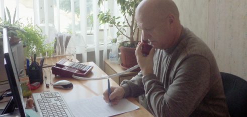 У Шостці надавали правові консультації під час прямої «гарячої телефонії лінії» при міськвиконкомі