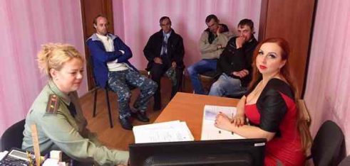 Для засуджених проведено круглий стіл «Життя дається тільки раз»