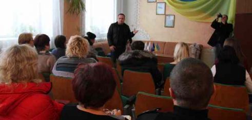 Консолідація зусиль у протидії торгівлі людьми